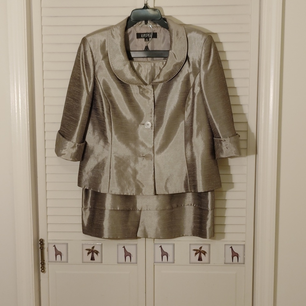 Kasper Metallic Silver Skirt Suit - Picture 3 of 15